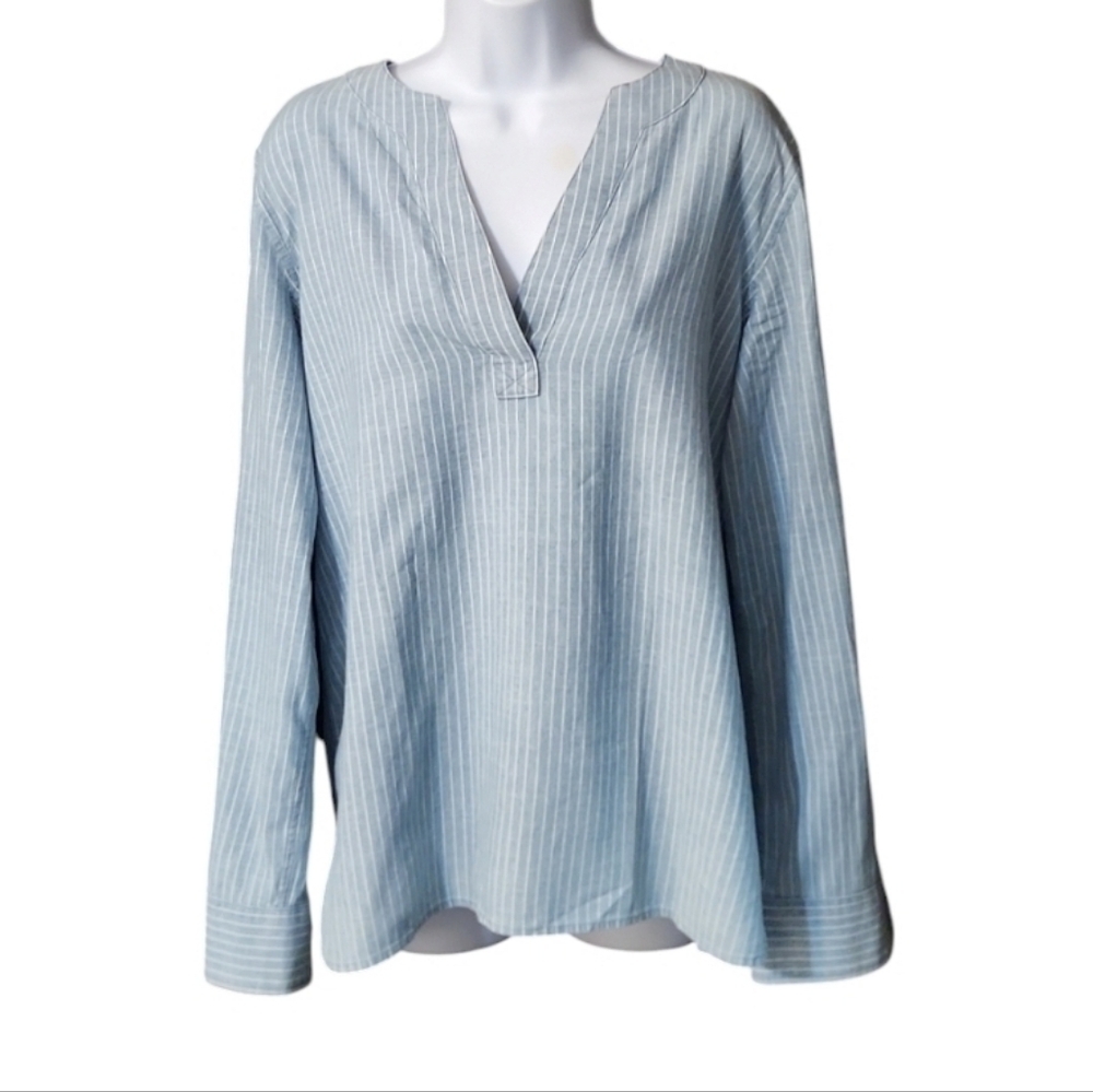 Ralph Lauren Blue and White Pinstripe Vneck Shirt